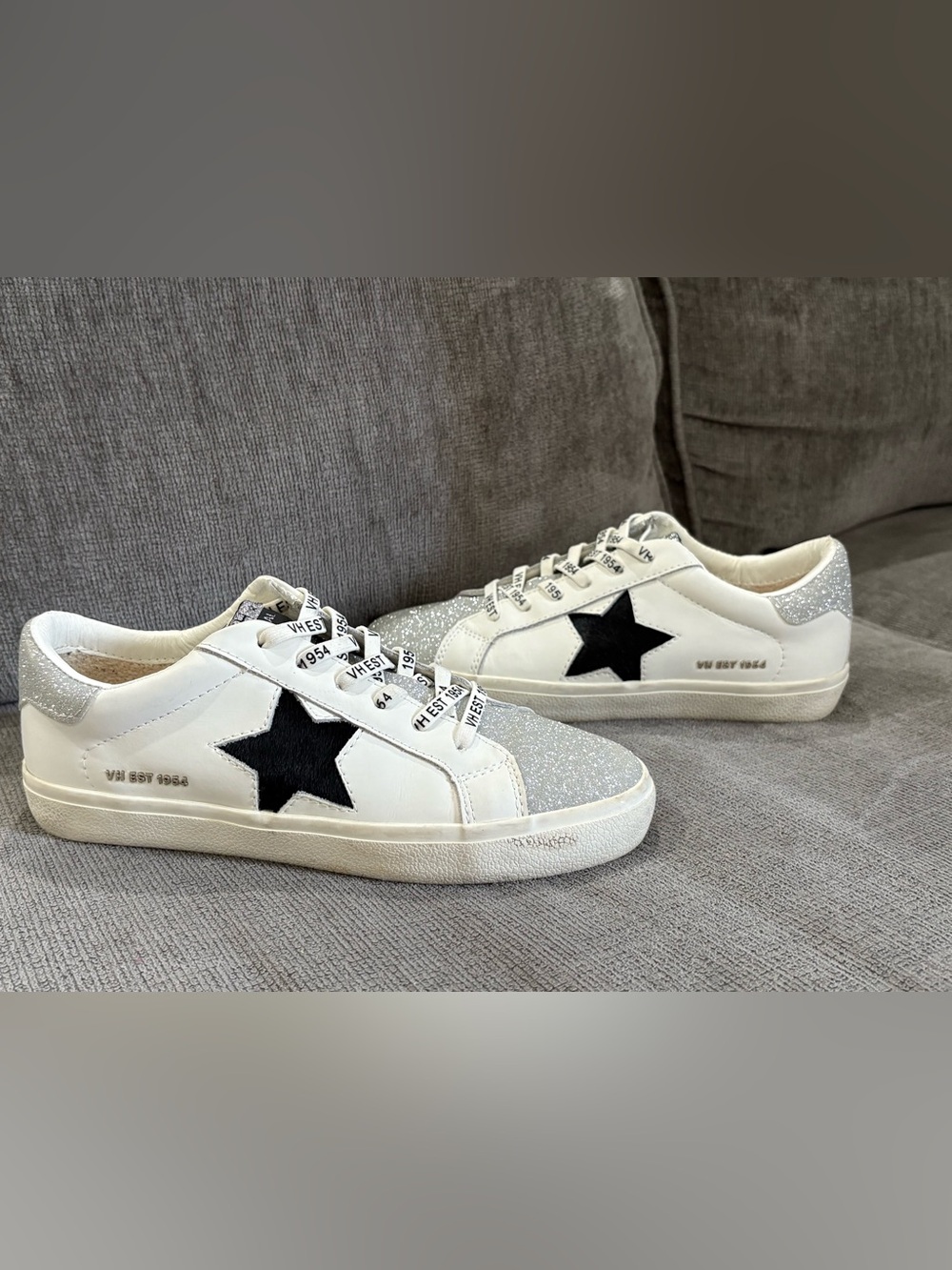 Vintage Havana White Sneakers with Black Star & Silver Glitter
